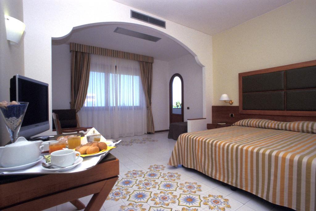 Grand Hotel Don Juan Pertisau Ngoại thất bức ảnh