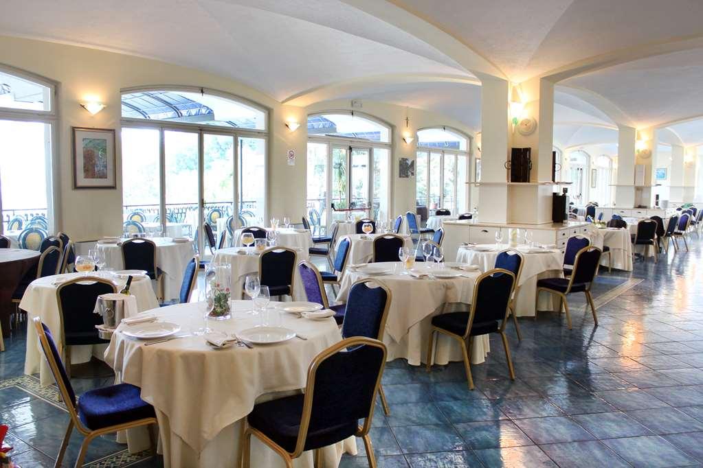 Grand Hotel Don Juan Pertisau Nhà hàng bức ảnh
